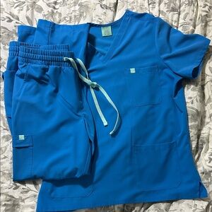 Grade malade Blue Women's Scrub Set